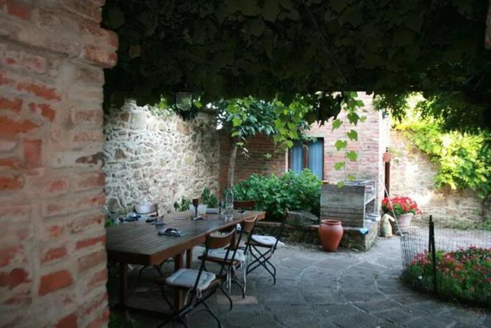 페트리그나노 Podere Gli Oppi Toscana 빌라 외부 사진
